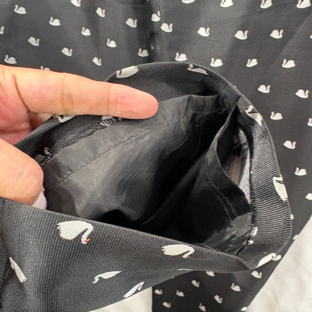 Rsvp By Talbots Size 16 Swan Print Cigarette Pant… - image 8